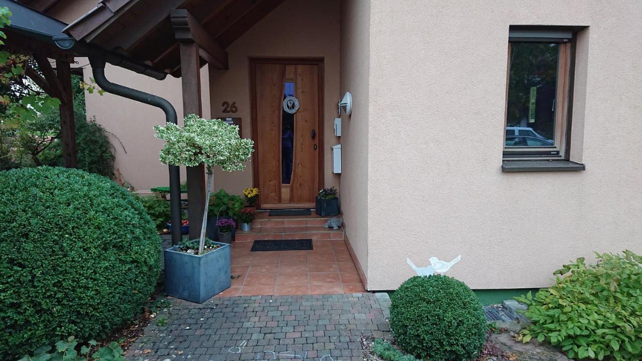 Gemütliche Ferienwohnung am Ortsrand Kreuzwertheim Exterior foto